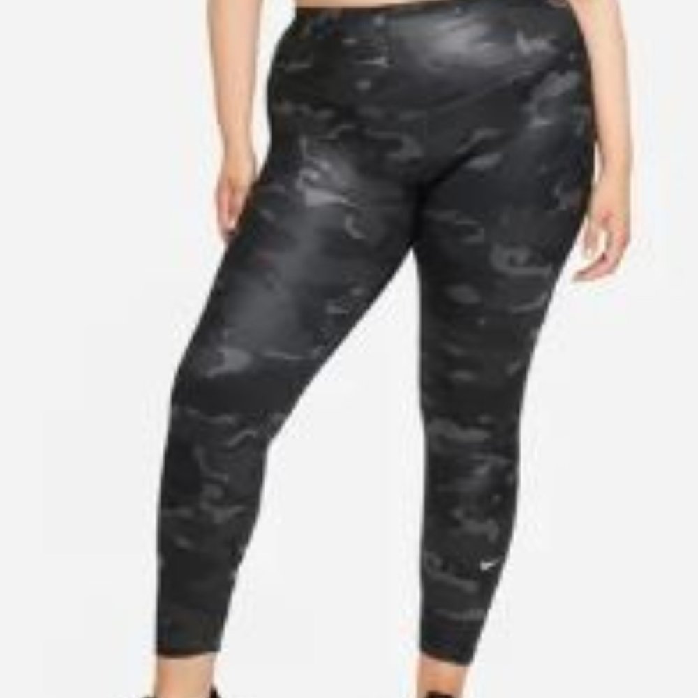 Nike Dri-Fit One Mid-Rise Camo Leggings Black